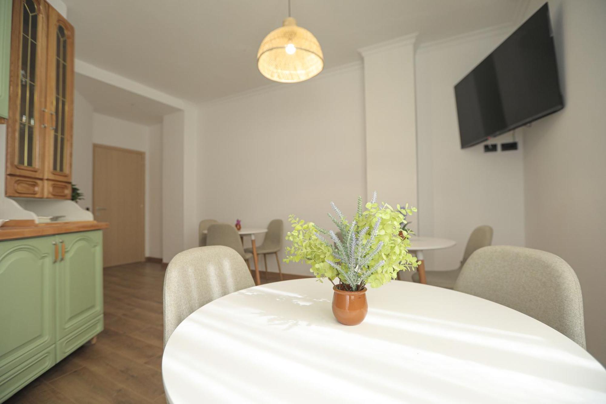 Nidum Harmony Bed & Breakfast Tirana Exterior foto