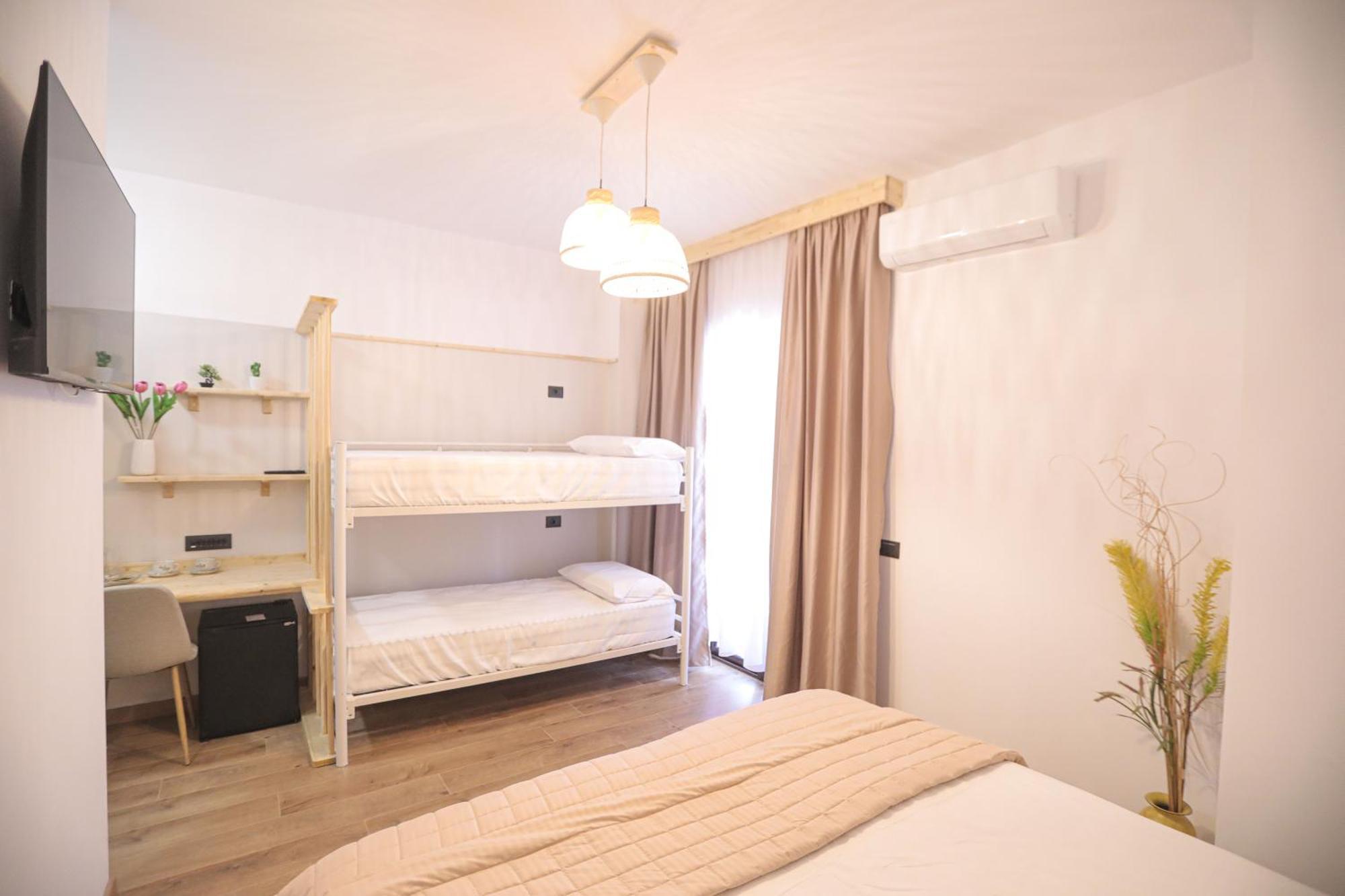 Nidum Harmony Bed & Breakfast Tirana Exterior foto