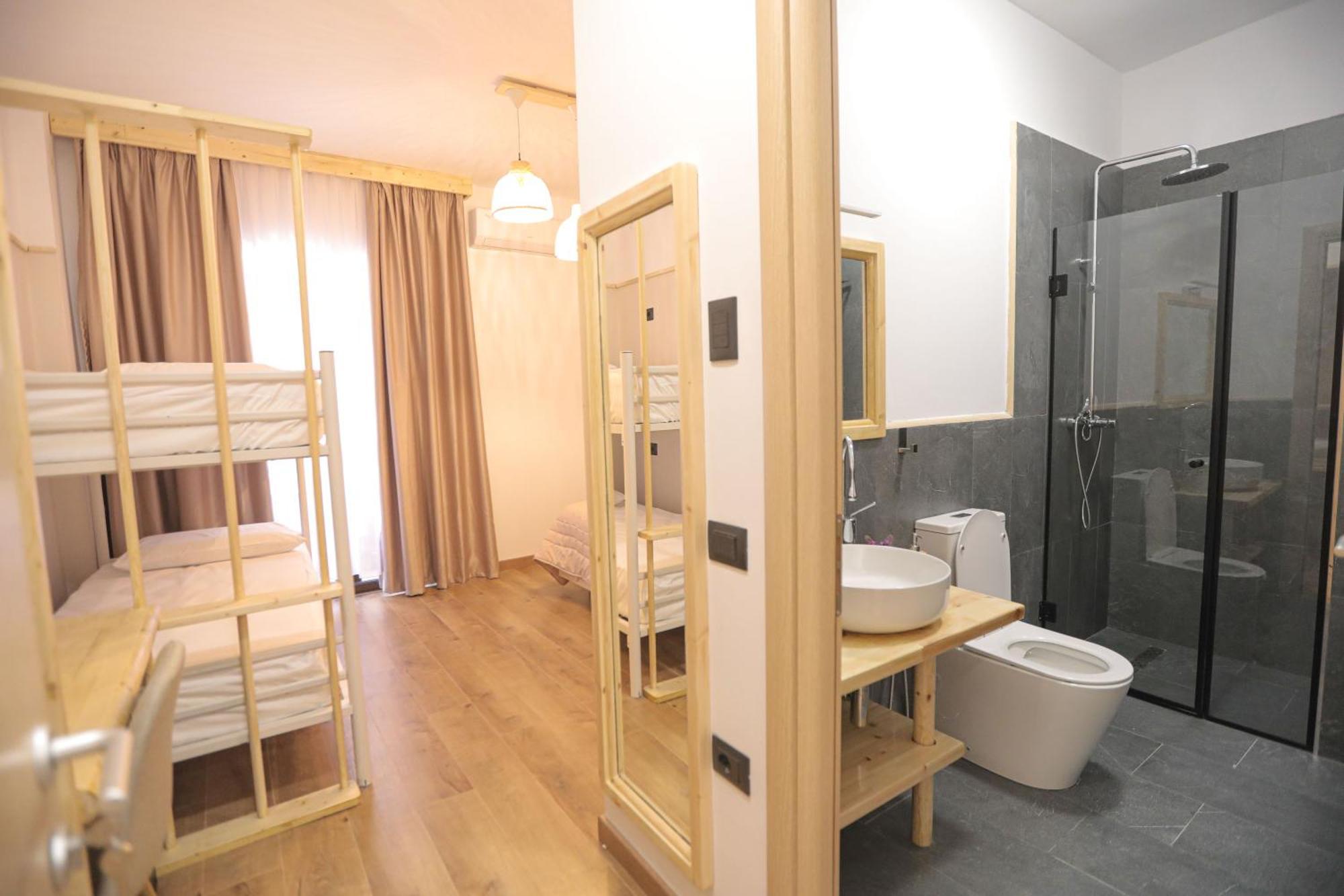 Nidum Harmony Bed & Breakfast Tirana Exterior foto
