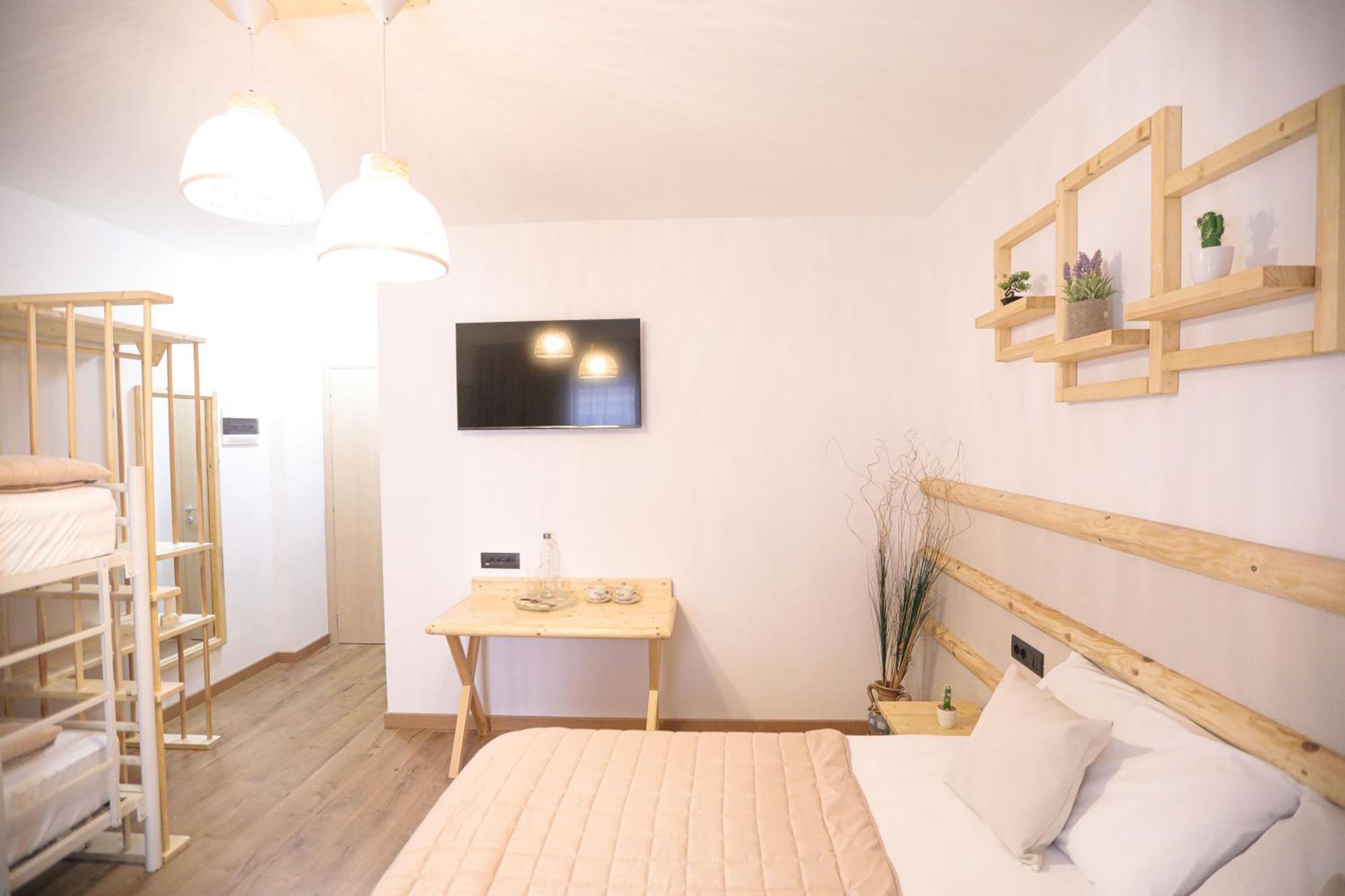 Nidum Harmony Bed & Breakfast Tirana Exterior foto